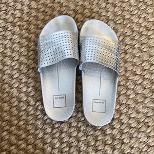 Dolce Vita Slides